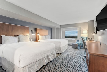 Room, 2 Queen Beds, Non Smoking, City View