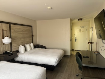 Room, 2 Queen Beds