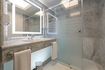 Deluxe Double Room Single Use, Sea View