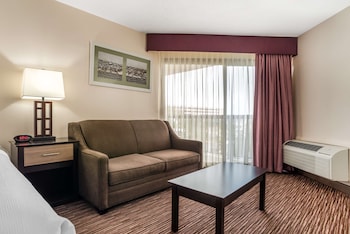 Standard Room, 1 King Bed, Non Smoking, Balcony