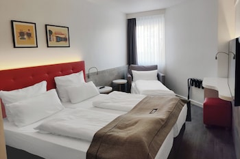 Standard Room, 2 Twin Beds