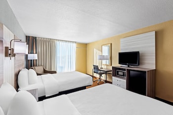 Standard Double Room, 2 Double Beds, Non Smoking