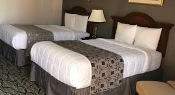 Room, 2 Double Beds, Non Smoking (Pet Friendly)