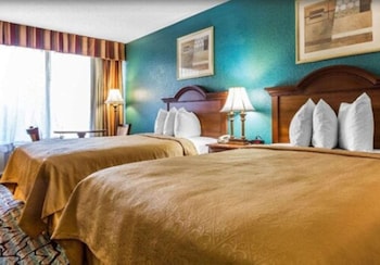 Room, 2 Double Beds, Non Smoking (Pet Friendly)