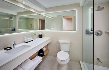 Room, 2 Queen Beds, Non Smoking