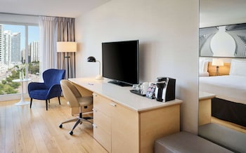 Room, 2 Queen Beds, Non Smoking