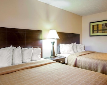 Room, 2 Queen Beds, Non Smoking