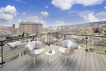 Junior Suite, Multiple Beds, Non Smoking, City View