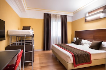 Family Room, Multiple Beds, Non Smoking