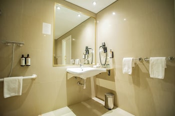 Standard Room, 1 Double Bed, Accessible (Single Use)