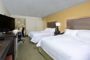 Room, 2 Queen Beds, Accessible, Non Smoking (Roll-in Shower)