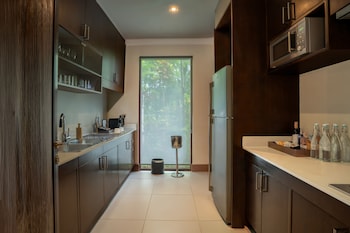 Villa, 1 Bedroom, Private Pool, Garden View (Hibiscus Villa)