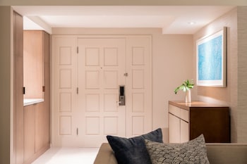 Executive Suite, 1 Bedroom (1 King or 2 Doubles)