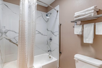 Standard Room, 2 Queen Beds, Non Smoking