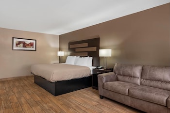 Suite, 1 King Bed, Non Smoking