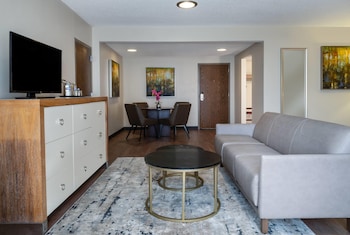 Junior Suite, 1 King Bed