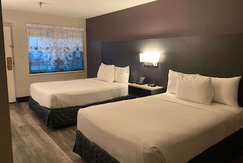 Deluxe Room, 2 Double Beds, Non Smoking