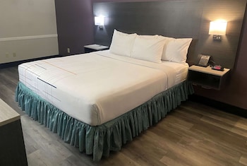 Deluxe Room, 1 King Bed, Non Smoking