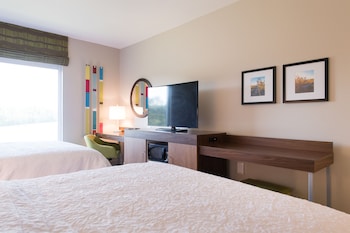 Room, 2 Queen Beds, Accessible, Non Smoking (hearing acc)