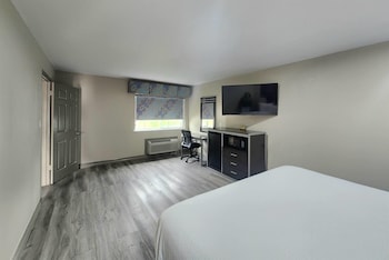 Standard Room, 1 Queen Bed