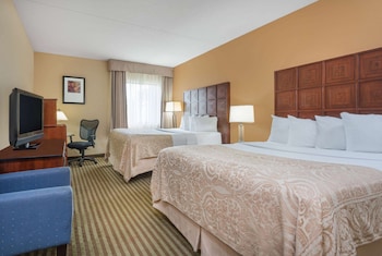 Room, 2 Queen Beds, Non Smoking
