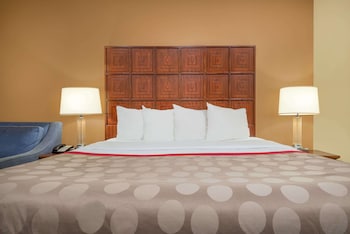 Room, 1 King Bed, Accessible, Non Smoking (Mobility, Bathtub w/Grab Bars)