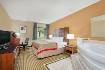 Studio Suite, 1 King Bed, Non Smoking, Jetted Tub