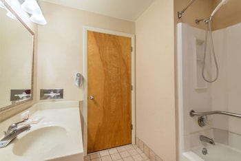 Room, 2 Queen Beds, Accessible, Non Smoking (Mobility, Bathtub w/Grab Bars)
