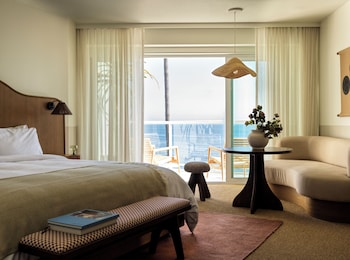 Room, 1 King Bed, Balcony, Ocean View