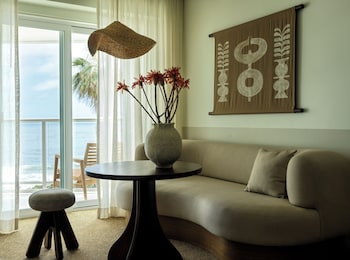 Room, 1 King Bed, Balcony, Ocean View