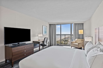 1 King Bed, Ocean View, Balcony, Non Smoking