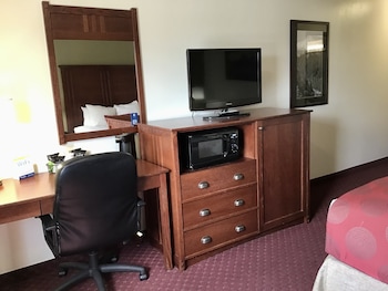 Room, 1 Queen Bed, Accessible, Non Smoking (Mobility,tub w grab bars)