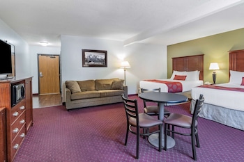 Studio Suite, 2 Queen Beds, Non Smoking