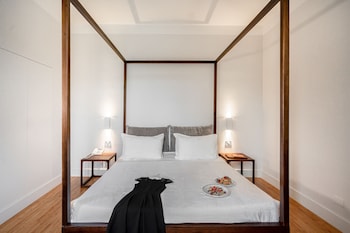 Suite (Thai)