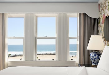 Victorian Oceanfront 2 Queens