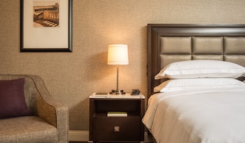 Suite, 1 King Bed