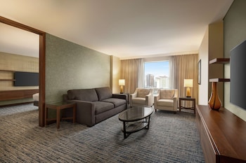 Suite, 1 Bedroom, Pool View