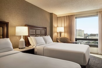 Room, 2 Double Beds, Pool View