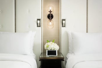 Premium Room, 2 Queen Beds (Manhattan Floor)