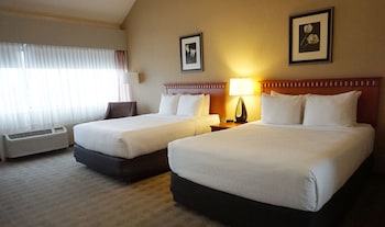 Business Room, 2 Queen Beds, Non Smoking