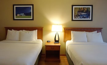 Room, 2 Queen Beds, Non Smoking (Pet Friendly)