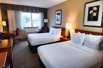 Room, 2 Queen Beds, Non Smoking