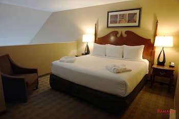 Suite, 1 King Bed, Non Smoking (Loft)