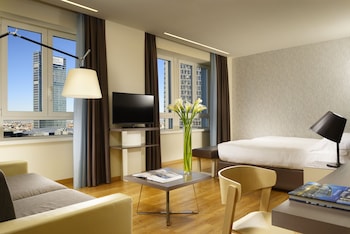 Executive Suite (Junior)