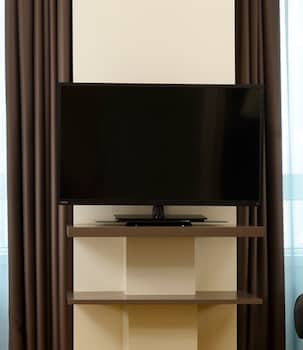 Superior Suite (Junior | with Sofa Bed)