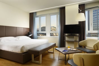 Superior Suite (Junior | with Sofa Bed)