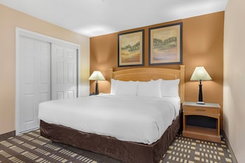 Suite, 1 King Bed, Non Smoking