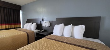 Standard Room, 2 Queen Beds, Non Smoking
