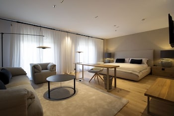 Suite, Terrace