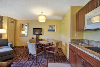 Suite, 2 Queen Beds, Non Smoking (1 Bedroom, Banyan View)